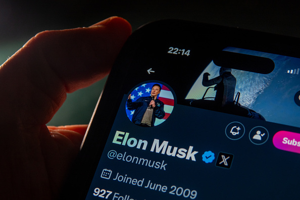 Elon Musk macht X Twitter zur Super-App