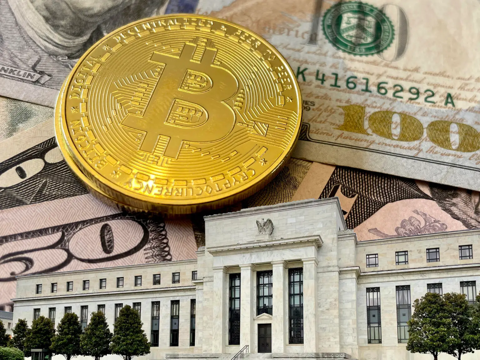 Die US-Notenbank hat den Leitzins erstmals seit Dezember 2024 gesenkt – ein Schritt, den Märkte weltweit mit Spannung erwartet haben. Mit der Reduzierung auf 4,00-4,25 Prozent signalisiert die Fed eine vorsichtige geldpolitische Wende.