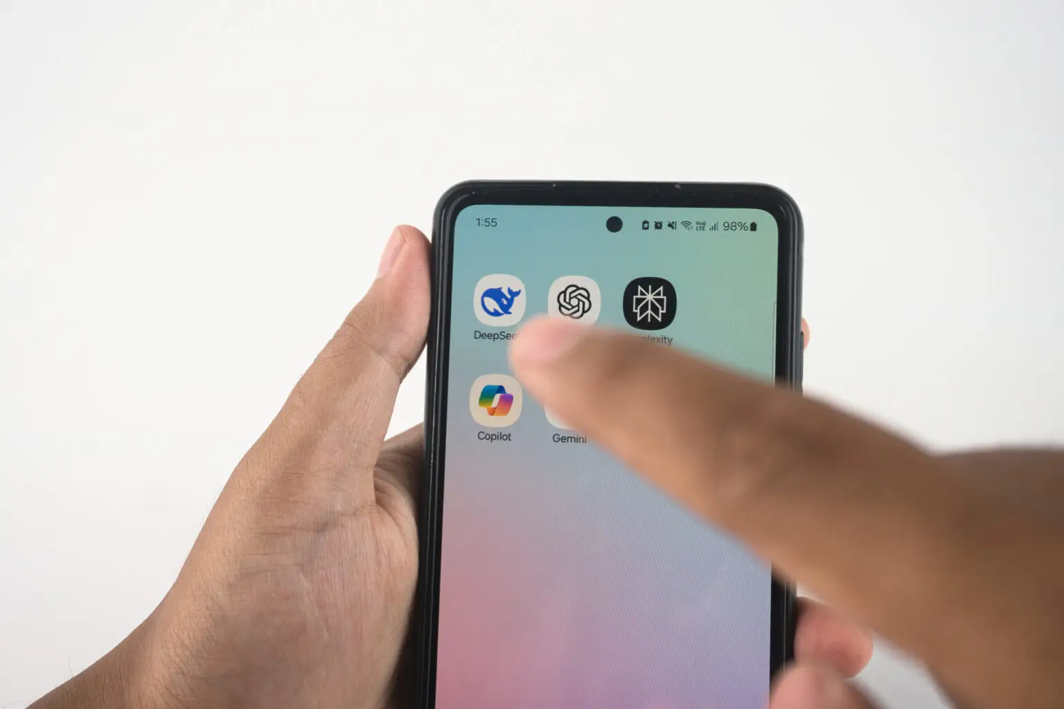 DeepSeek setzt neue Maßstäbe: Chinas KI-Powerhouse dominiert die technische Rechenleistung